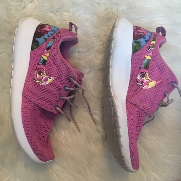 CUSTOM DESIGNED ROSHE RUNS - Picture 3 of 5